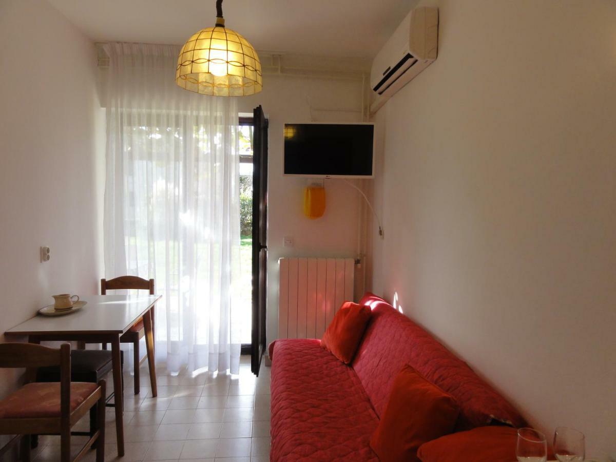 Nice And Cozy Apartment Ferry In Medulin Dış mekan fotoğraf