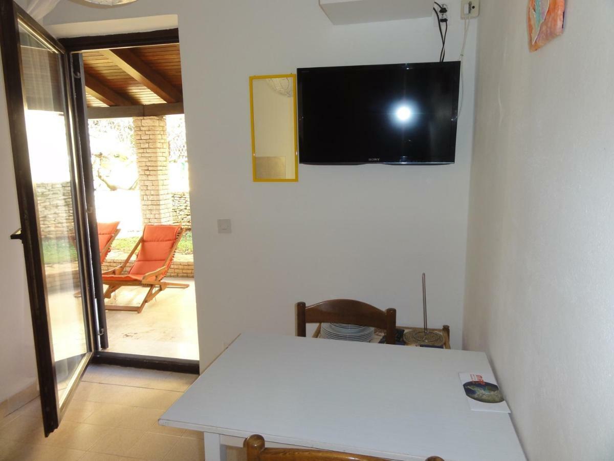 Nice And Cozy Apartment Ferry In Medulin Dış mekan fotoğraf