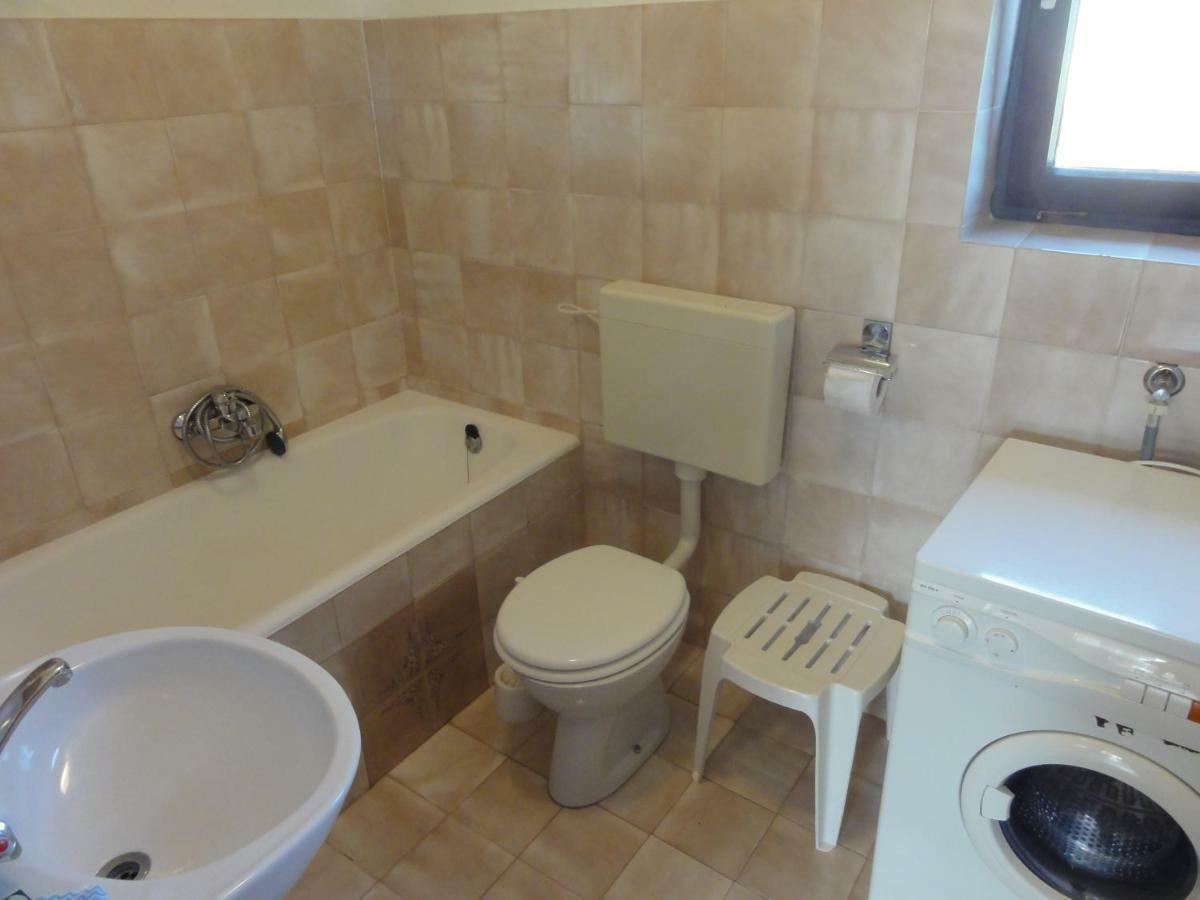 Nice And Cozy Apartment Ferry In Medulin Dış mekan fotoğraf